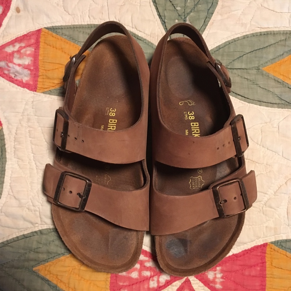 Barely worn Birkenstock’s brown back strap